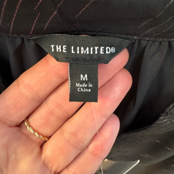 3 for $20/ The Limited Women's Black Top 🖤 - Picture 7 of 9